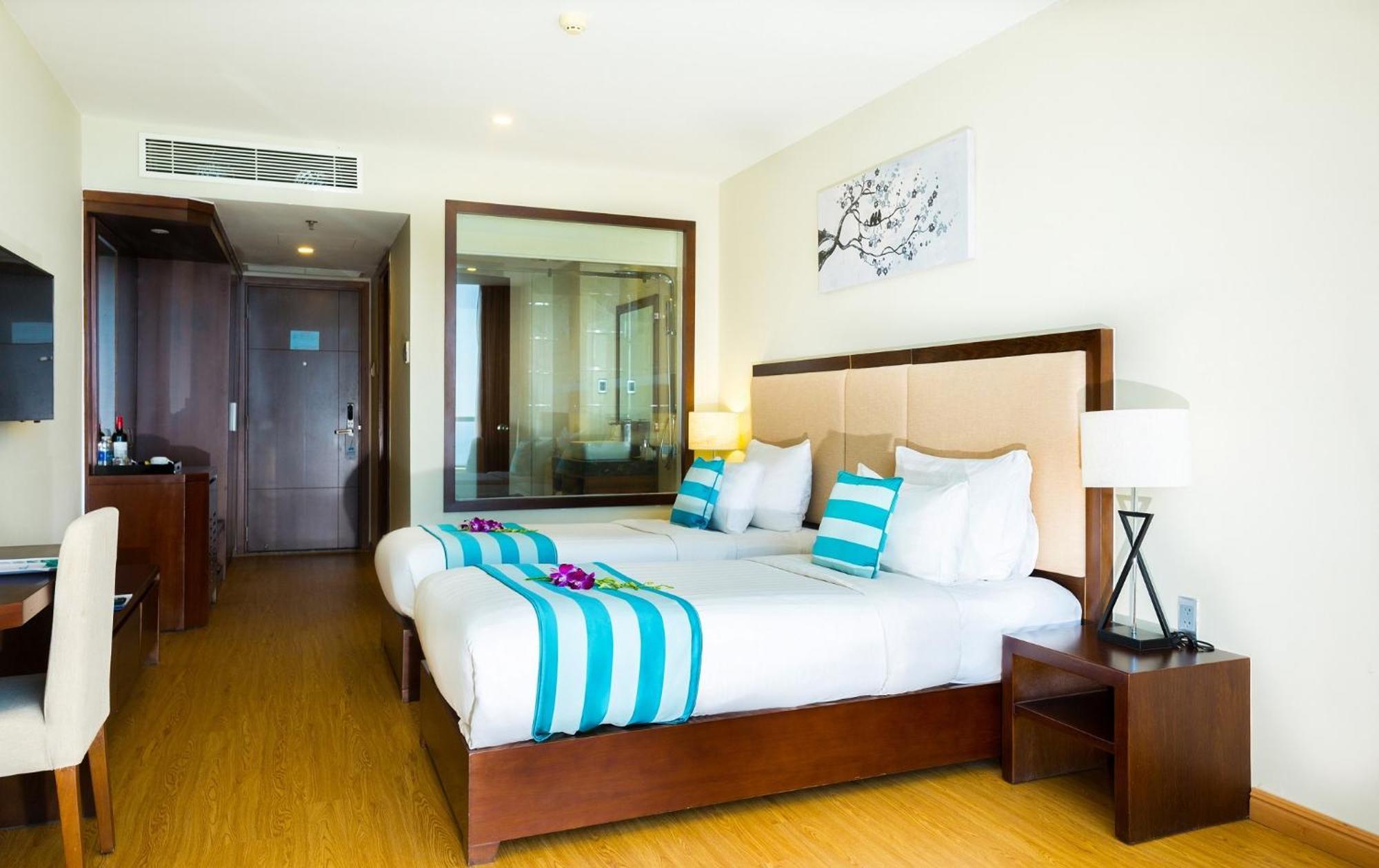 Avatar Hotel Đà Nẵng Kültér fotó